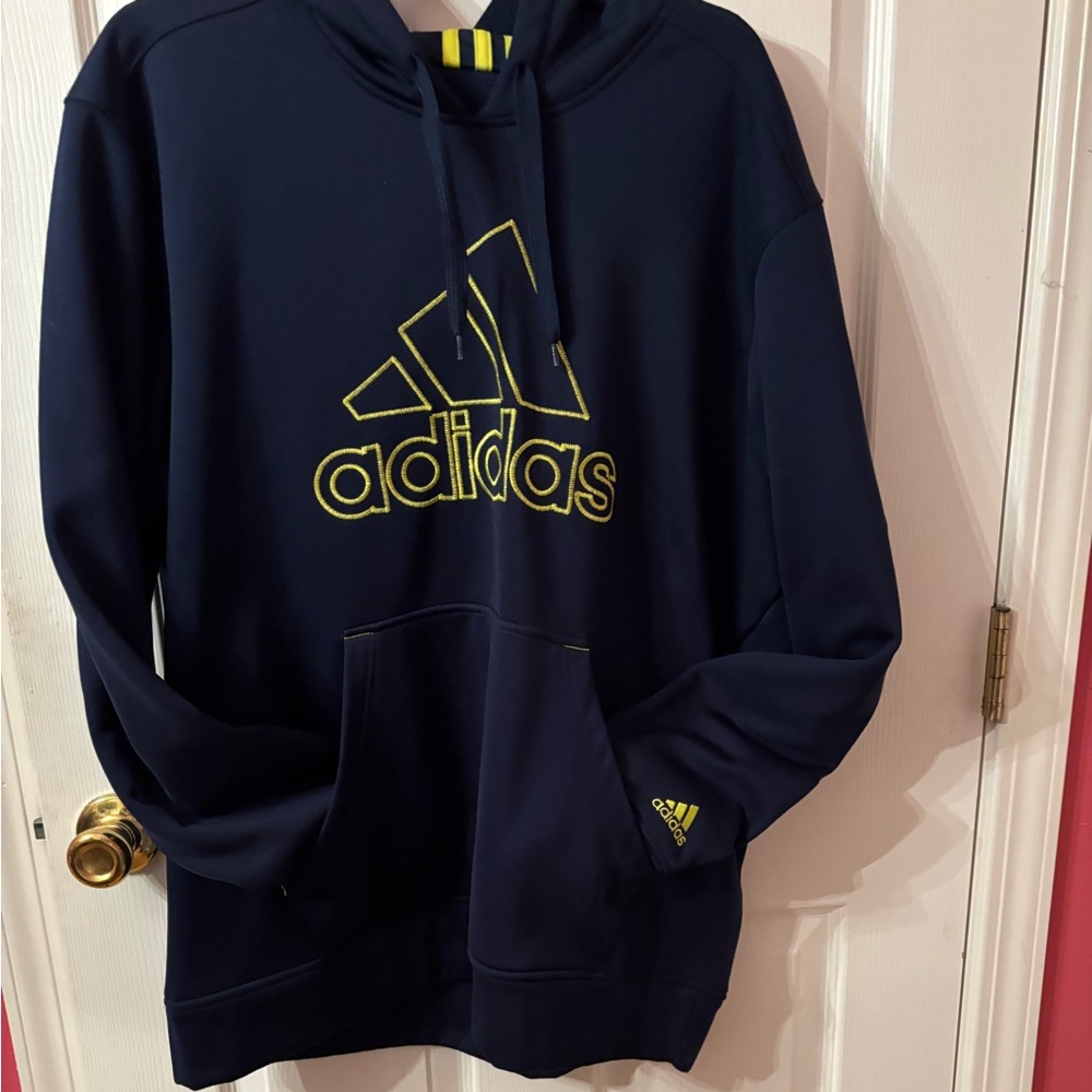 Sz XL men’s Adidas hoodie navy/yellow stripes!Clima-warm! Great used!